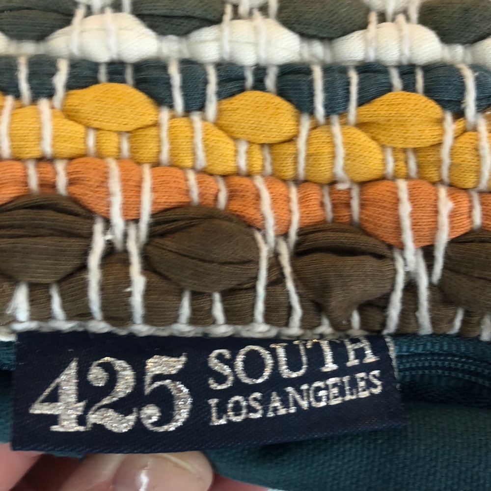 throw pillow - Picture 5 of 5